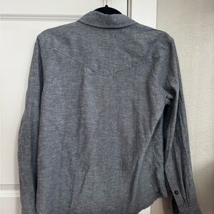 Patagonia women’s workwear shirt